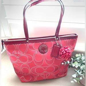 EUC Red Signature Bag…Red/pink glitter…10” high…14” across at top…4” depth…